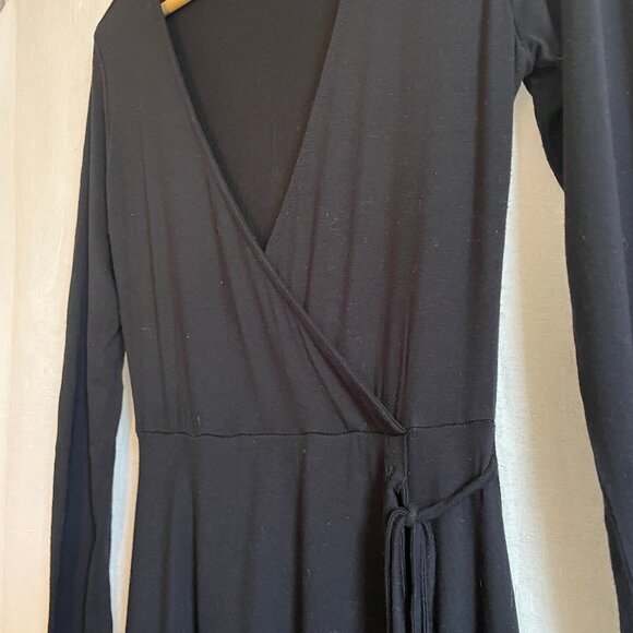 Black Faux Wrap Long-Sleeved Dress - Picture 2 of 4